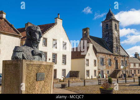 Il Sandhaven e municipio in Culross, Fife, Scozia, Regno Unito Foto Stock