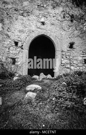 Vista di uscio di un fortilizio, Grecia Foto Stock