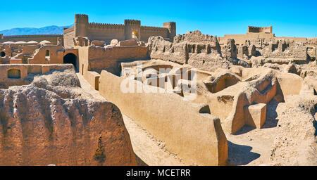 Rayen deserte cittadella è il perfetto esempio di antica architettura difensiva, Kerman Provincia, Iran. Foto Stock