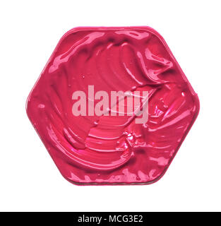 Trucco rosa cospargere di lip gloss isolati su sfondo bianco. Rosa texture di rossetto isolati su sfondo bianco Foto Stock