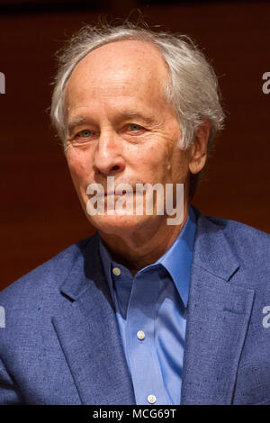 Lo scrittore americano Richard Ford raffigurato durante 2017 Fiera del Libro di Torino Foto Stock