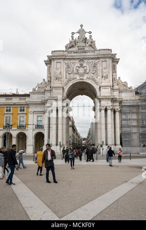 La Rua Augusta e Arco da Vitoria a Lisbona, Portogallo Foto Stock