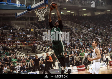 17 aprile 2018, Grecia, Atene: Eurolega di basket, Panathinaikos Athen vs Real Madrid: Panathinaikos' Thanasis Antetokounmpo in azione. Foto: Angelos Tzortzinis/dpa Foto Stock