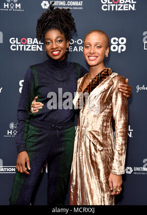 Poco Simz (sinistra) e Adwoa Aboah frequentando il cittadino globale evento live tenutosi presso il 02 Brixton Academy di Londra. Foto Stock