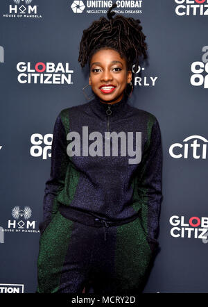 Poco Simz frequentando il cittadino globale evento live tenutosi presso il 02 Brixton Academy di Londra. Foto Stock