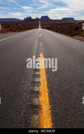 US Highway 163 strada alla Monument Valley e posizione filmato in forest gump Foto Stock