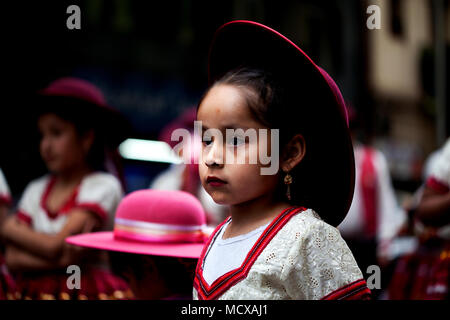 Celebrare la cultura Boliviana in Barcellona, Spagna. Foto Stock