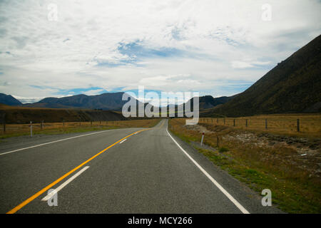 Autostrada strada a Canterbury, Isola del Sud della Nuova Zelanda Foto Stock