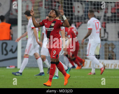 Leverkusen, Germania 17 aprile 2018, coppa di calcio semifinali, Bayer 04 Leverkusen vs FC Bayern Muenchen: giubilo Leon Bailey (B04). Credito: Juergen schwarz/Alamy Live News Foto Stock