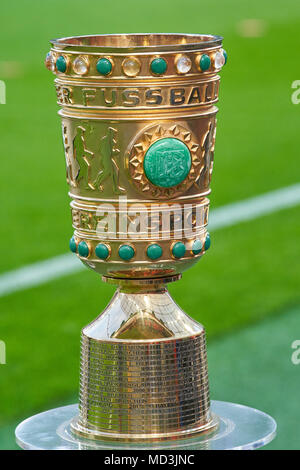 Leverkusen-FC Bayern Munich Soccer, Leverkusen, Aprile 17, 2018 Trofeo DFB Bayer 04 Leverkusen - FC Bayern Monaco 2-6 1.Division DFB Pokal, Lega calcio tedesca, Leverkusen, 17 aprile 2018, STAGIONE 2017/2018 © Peter Schatz / Alamy Live News Foto Stock