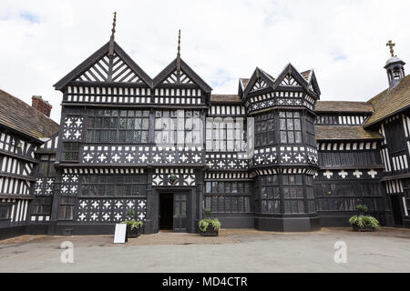 Bramall Hall. Bramhall, Stockport, Greater Manchester, Regno Unito. Foto Stock