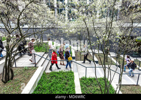 Cortile edificio Florentinum, Praga, Repubblica Ceca Foto Stock