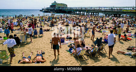 Bournemouth Beach e Bournemouth Dorset, Inghilterra, Regno Unito, GB. Foto Stock