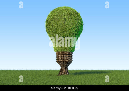 Fonti di energia rinnovabili concetto. Albero a forma di lampadina sull'erba verde contro il cielo blu, rendering 3D Foto Stock