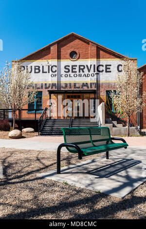 Rinnovato steamplant, ora la Salida SteamPlant Teatro e centro eventi, centro storico cittadino, piccolo paese di montagna di salida, Colorado, STATI UNITI D'AMERICA Foto Stock