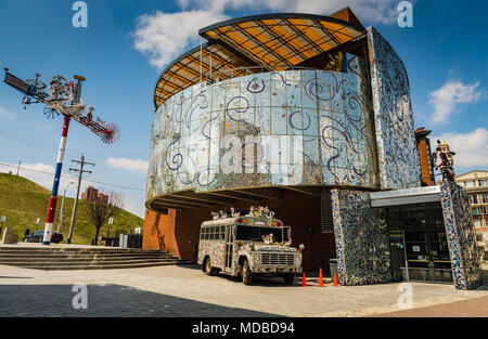 Baltimore, Maryland, Stati Uniti d'America. Situato in collina federale distretto, l'American Visionary Art Museum è specializzata in arte outsider Foto Stock