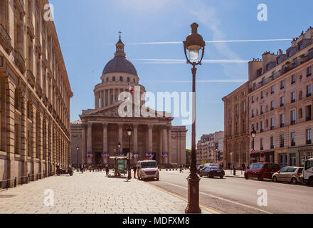 Parigi, rue Soufflot, vers le Pantheon Foto Stock