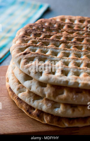 Bagno turco Tirnak Pide o Pita. Concetto di panetteria. Foto Stock