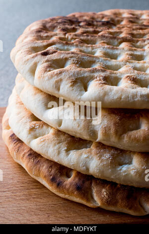 Bagno turco Tirnak Pide o Pita. Concetto di panetteria. Foto Stock