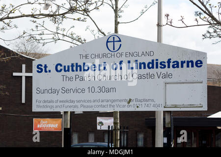 San Cutberto di Lindisfarne Chiesa segno, Castello Vale, Birmingham, Inghilterra, Regno Unito Foto Stock