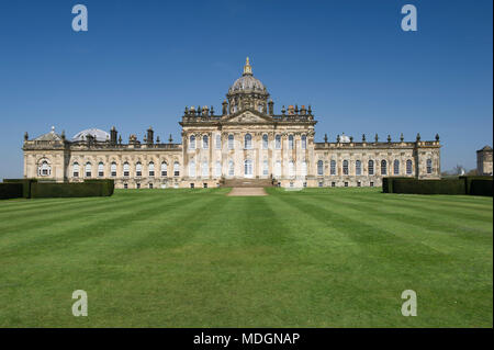Castle Howard House e giardini che sono una popolare attrazione turistica nel North Yorkshire Foto Stock