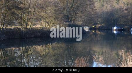 Il fiume Avon su una mattina inverni Foto Stock