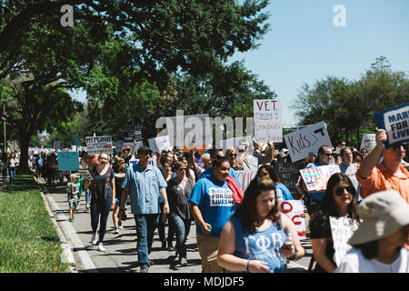 Marzo per la nostra vita a livello nazionale evento in downtown Orlando, Florida (2018). Foto Stock