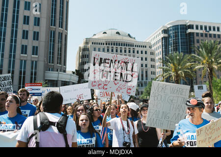 Marzo per la nostra vita a livello nazionale evento in downtown Orlando, Florida (2018). Foto Stock