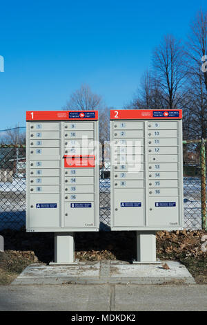 Canada Post cassette postali comunale in Laval, provincia del Québec in Canada. Foto Stock