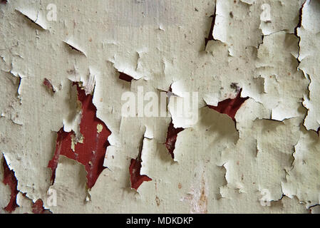 Vernice incrinato sulla trave in acciaio Foto Stock