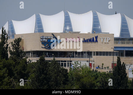 Vista del Cinema Città di costruire il più grande divertimento e cinema nel centro occidentale di Gerusalemme, Israele Foto Stock