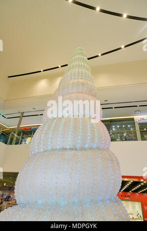 BUSAN, COREA DEL SUD - 25 Maggio 2017: all'interno di Lotte Mall in Busan. Foto Stock
