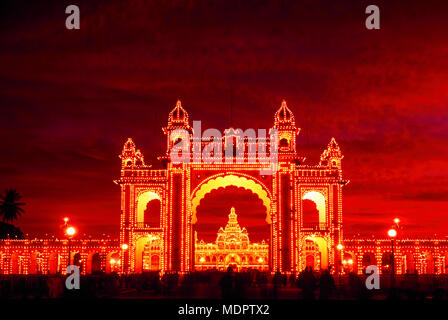 Mysore, India; Palazzo di Mysore, noto anche come Amba Vilas Foto Stock