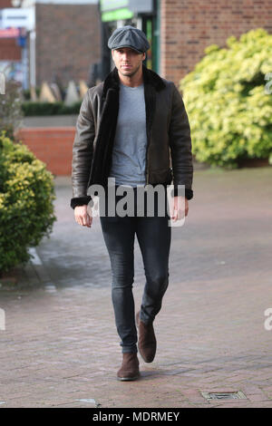 TOWIE membri del cast film presso il pub Standard in botesdale, Essex dotato: James Lock dove: botesdale, Regno Unito quando: 20 Mar 2018 Credit: WENN.com Foto Stock