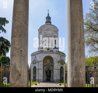 Tempio della vittoria, un memoriale per commenmorate il milanese che dide nella guerra mondiale I. milano, lombardia, italia su Aprile 18th, 2018 Foto Stock