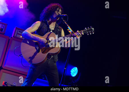 Milano, 19 aprile 2018 la Zen Circus si esibisce dal vivo all'Alcatraz a Milano © Davide Merli / Alamy Live News Foto Stock