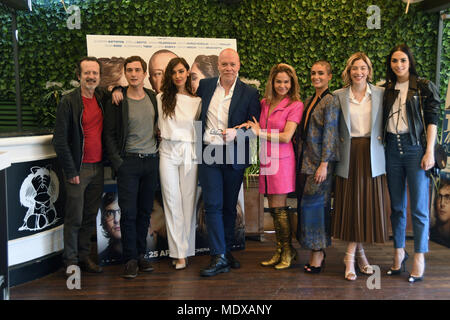 Roma 20 Aprile 2018 Hotel Bernini Bristol- Photocall presentazione film tu mi nascondi qualcosa, il cast Credito: Giuseppe Andidero/Alamy Live News Foto Stock