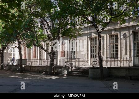 Parigi, 14 rue Charlemagne, lycee charlemagne, corte d'onore. Foto Stock