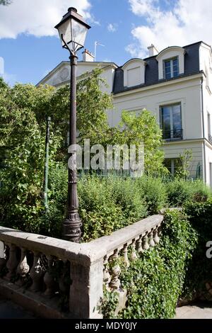 Parigi, Montmartre, Château des brouillards (nebbia Castello), Foto Stock