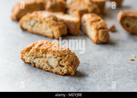 Biscotti / Cantuccini Cookie biscotti con mandorle / pasta frolla. Antipasto di panetteria. Foto Stock