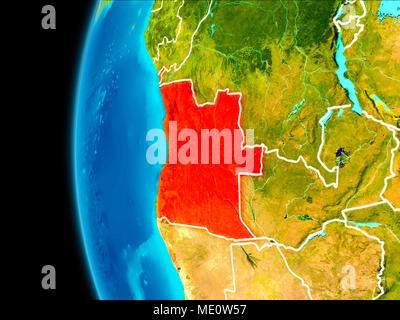 Angola come visto da orbita terrestre sul pianeta terra evidenziata in rosso con confini visibili. 3D'illustrazione. Gli elementi di questa immagine fornita dalla NASA. Foto Stock
