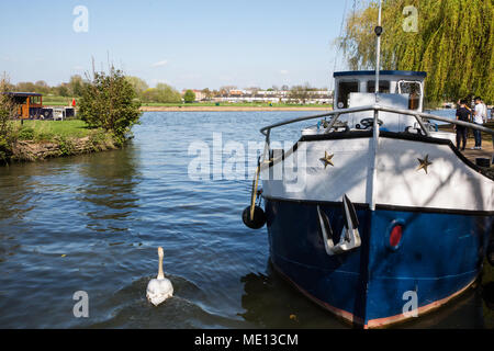 Windsor, Regno Unito. Xx Aprile, 2018. Una vista verso il Brocas in Eton. Foto Stock