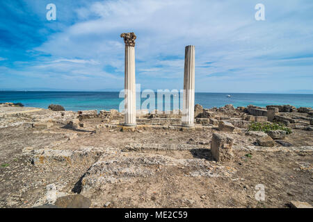 Vista archeologica di Tharros, Sardegna, Italia Foto Stock