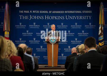 Stati Uniti Il Segretario della Difesa James Mattis parla di difesa nazionale strategia presso la Johns Hopkins University Scuola di Studi Internazionali avanzati Gennaio 19, 2018 a Washington, DC. (Foto di Kathryn E. Holm via Planetpix) Foto Stock