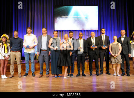 I vincitori dei premi: PSK Lions (squadra al secondo posto), sportive dell'anno Sarah Bruessler, Team dell'anno Marta Arndt e Pavel Pasechnik, Sporler dell'anno Julian Howard (TT Gruenwettersbach Masataka Morizono), SSC Karlsruhe (, Sabine Kusterer (Sportive dell'anno 2017) Martin Lenz GES/xxxii sfera sportiva Karlsruhe, Badnerlandhalle Neureut 21.04.2018 - | Utilizzo di tutto il mondo Foto Stock