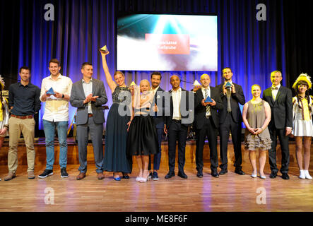 I vincitori dei premi: PSK Lions (squadra al secondo posto), sportive dell'anno Sarah Bruessler, Team dell'anno Marta Arndt e Pavel Pasechnik, Sporler dell'anno Julian Howard (TT Gruenwettersbach Masataka Morizono), SSC Karlsruhe (, Sabine Kusterer (Sportive dell'anno 2017) Martin Lenz GES/xxxii sfera sportiva Karlsruhe, Badnerlandhalle Neureut 21.04.2018 - | Utilizzo di tutto il mondo Foto Stock