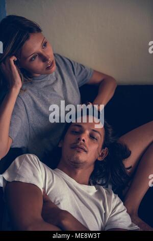 Coppia adorabile trascorrere del tempo di qualità insieme Foto Stock