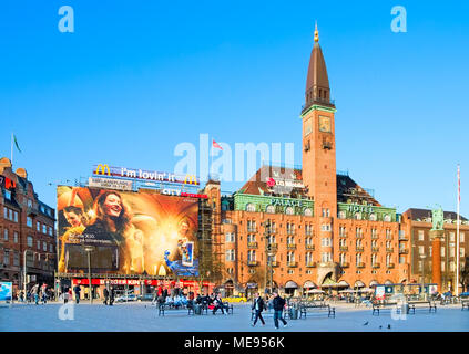 COPENHAGEN, Danimarca - 13 Aprile 2010: Scandic Palace Hotel sulla piazza del Municipio. È stato costruito nel 1910. Foto Stock