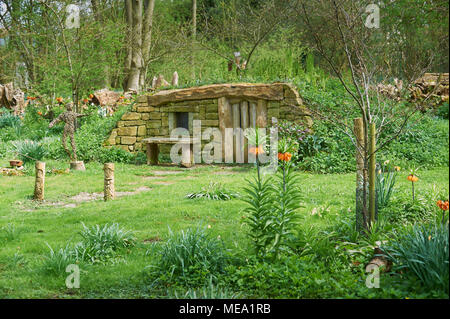 Hobbit casa nel bosco. Foto Stock