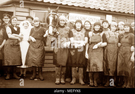 Scottish fisher ragazze (aringa grondaie e imballatori), Great Yarmouth, agli inizi del novecento Foto Stock